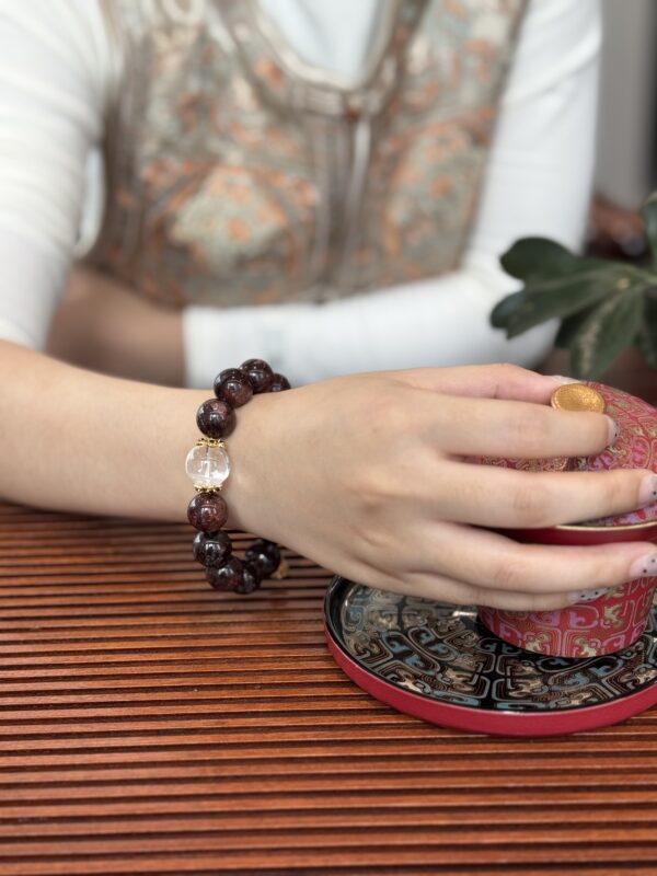 Focused Flame · Fire Quartz Bracelet