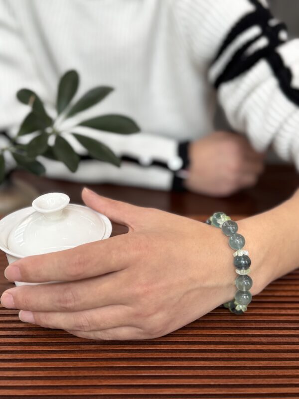 Natural Jade & Fluorite Bracelet – Wood Element Feng Shui Energy Jewelry
