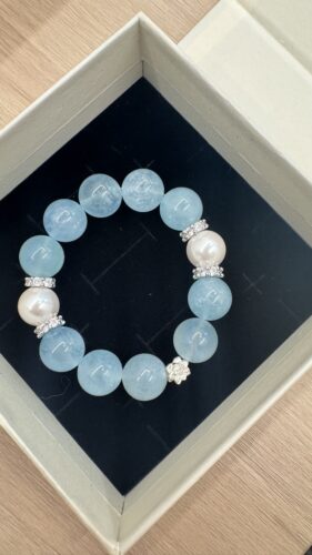 Aquamarine Crystal Bracelet with Pearl Accents & Silver Sparkle Spacers â Natural Blue Crystal Healing Jewelry photo review