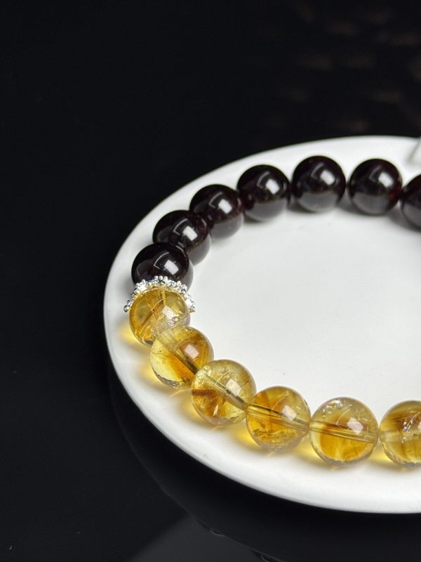 Garnet & Golden Rutilated Quartz Bracelet â Natural Energy Stone Jewelry for Strength, Wealth & Protection