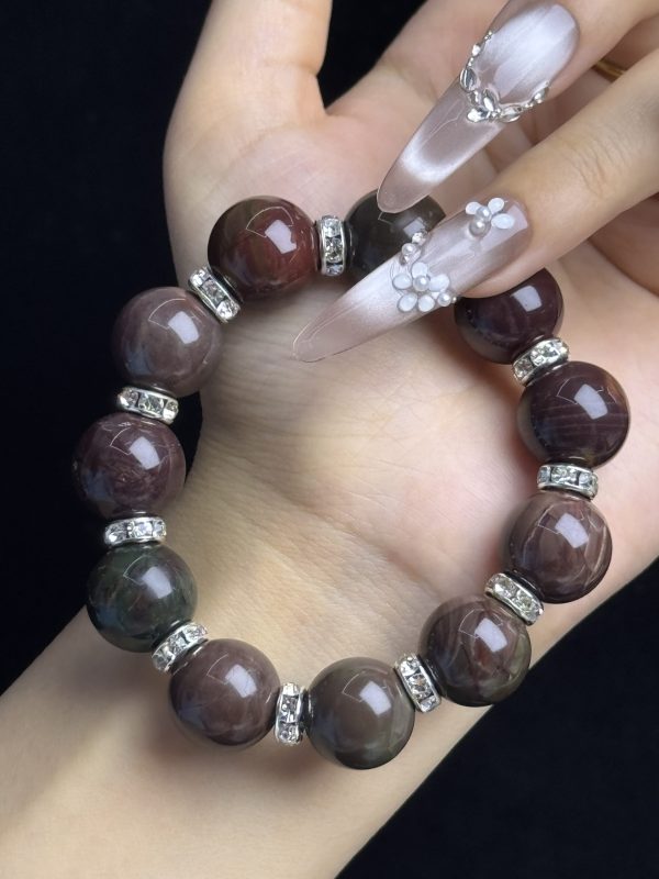 Handcrafted Multi-Tone Xiuyu Jade Bracelet â Healing Crystal Jewelry with Silver Accents for Luck & Well-Being