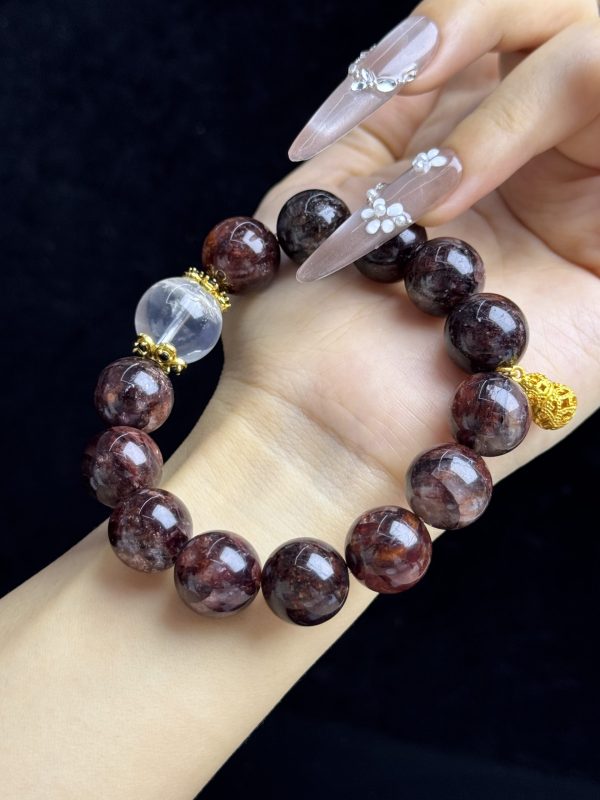 Fire Quartz Crystal Bracelet with Clear Quartz and Gold-Tone Accents â Natural Healing Stone Bracelet for Energy, Balance & Protection
