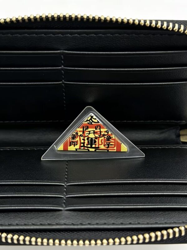 Good Luck Charm â A Symbol of Positive Energy & New Beginnings