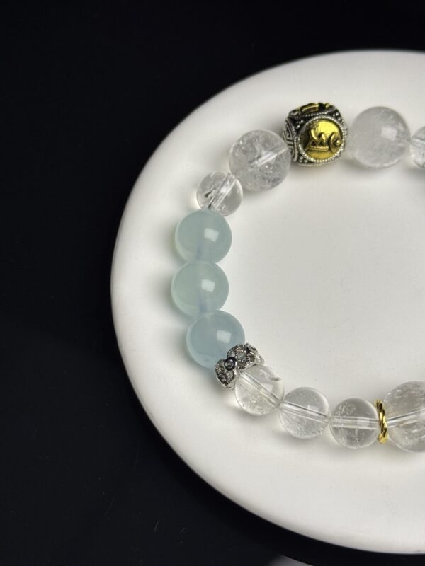 c3812e3446f2622ccd917ef709c386f8 ·Zodiac Rabbit|Clarity Charm