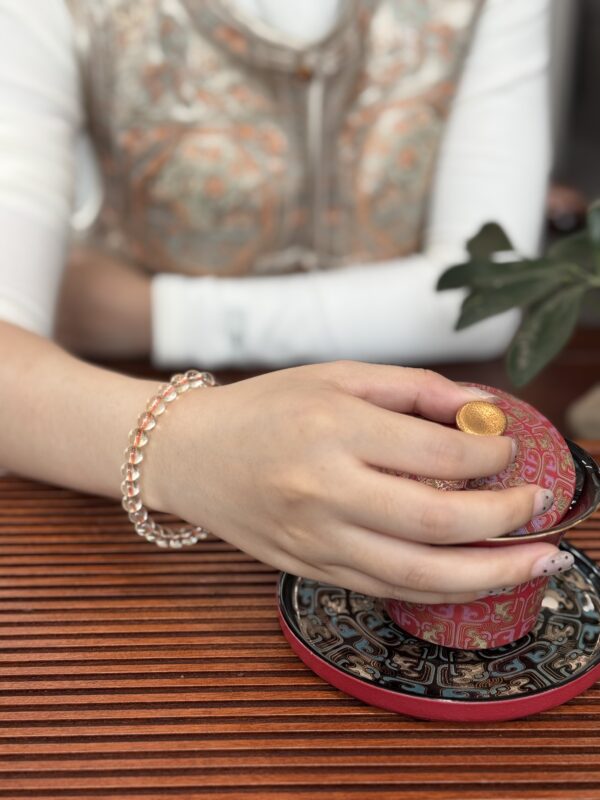 Steady Flow of Wealth