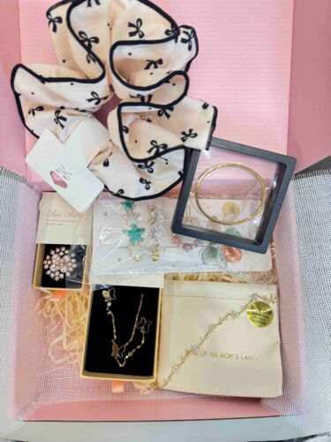 ✨Jewelry Mystery Box photo review