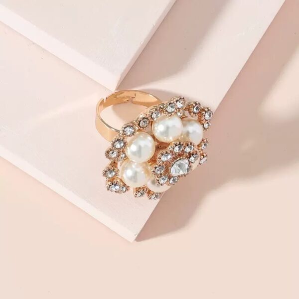 Pearl & Crystal Floral Statement Ring