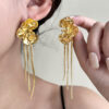 O1CN018t5MEk1onFvkTs8zC_!!2059265269-0-cib Vintage Flower Tassel Earrings for Women, Elegant Long Drop Stud Earrings with Irregular Pleated Design